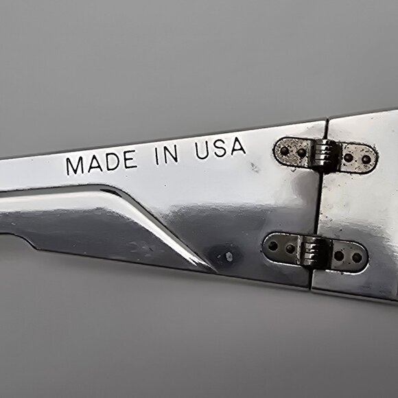 *SOLD* Gatorz Octane Polished Silver Frame Grey Lens Sunglasses w/ Ammo Box Case - Picture 8 of 16